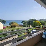Spacious In Apartamento