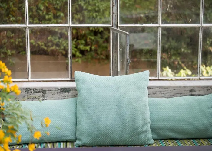 Apartment Spacious In *